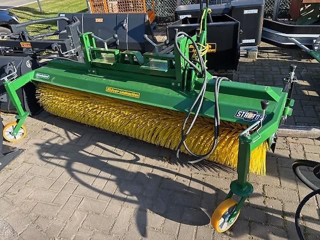 Düvelsdorf Stratos 2,25 m Stapleraufnahme