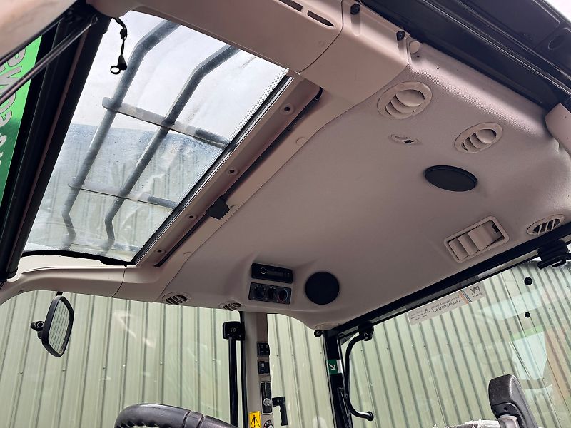 Massey Ferguson 4710 c/w FL.3522 Loader **Low Hours**