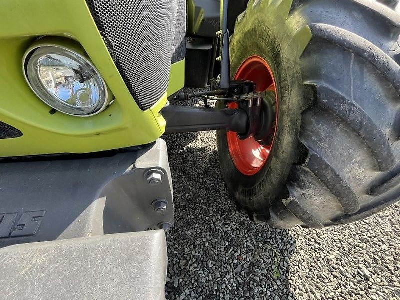 Claas ARION 650