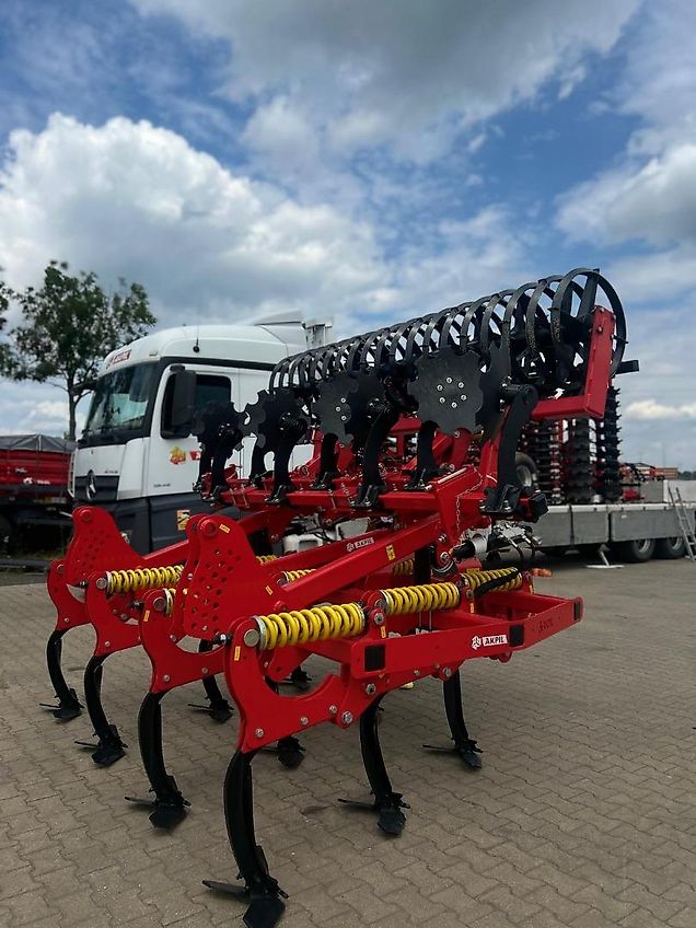 AKPIL TOP-AGRO Stoppelgrubber SCORPIO S 3,0m große Ausstattung!