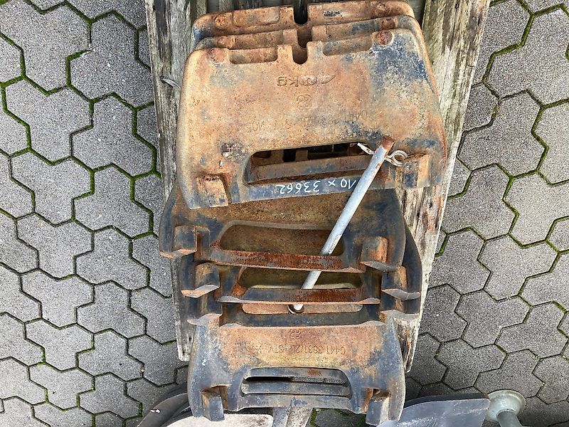 Deutz 10 x 40 kg Einhängegewichte