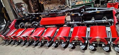 Geringhoff CornStar 800F – Przystawka składana 8-rzędowa 70 cm (2009)