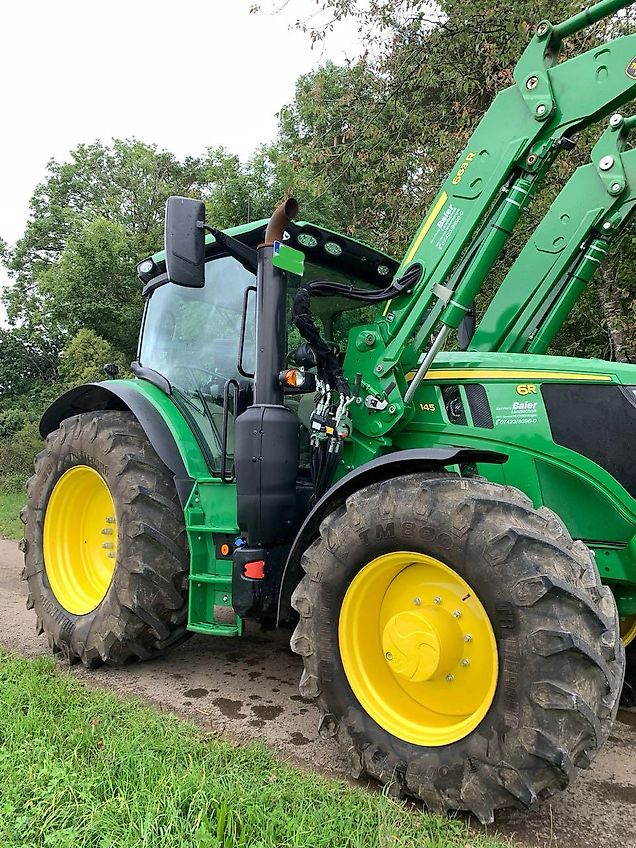 John Deere 6145R