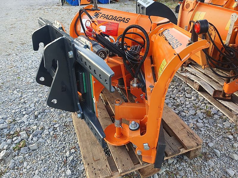PADAGAS VARIO SCHNEESCHILD Traktor Hoflader Bema