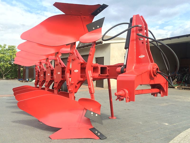 Rolland Pflugteile KUHN Schar Streichblech Stützrad Anlage