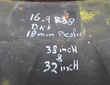 Sonstige DUBBELLUCHT BKT 16.9 R 38