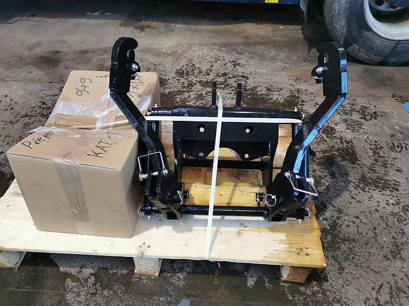 Rahm Frontkraftheber KAT 1 für Solis 26 9+9