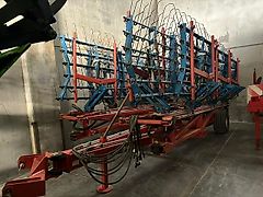 Hatzenbichler Aufsattelstriegel