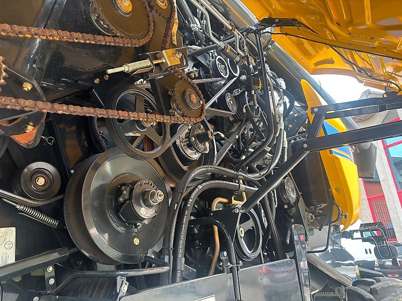 New Holland CX 8.70 SL Allrad + Full GPS + 7,60m Varifeed