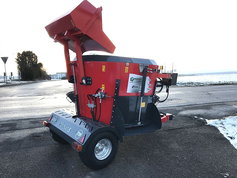 Minos Agri Futtermischwagen T-DYKM 2K