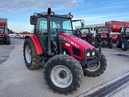 Massey Ferguson 5455