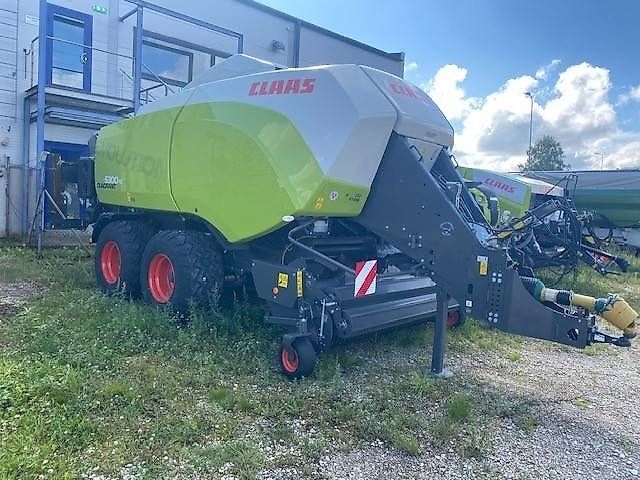 Claas Quadrant 5300 FC Tandem