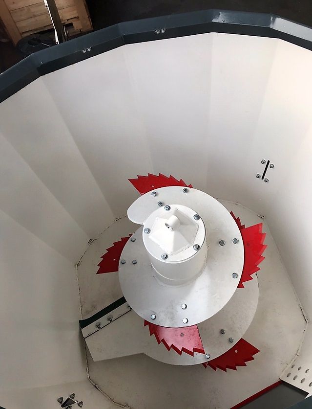 Minos Agri Futtermischwagen T-DYKM 2,0