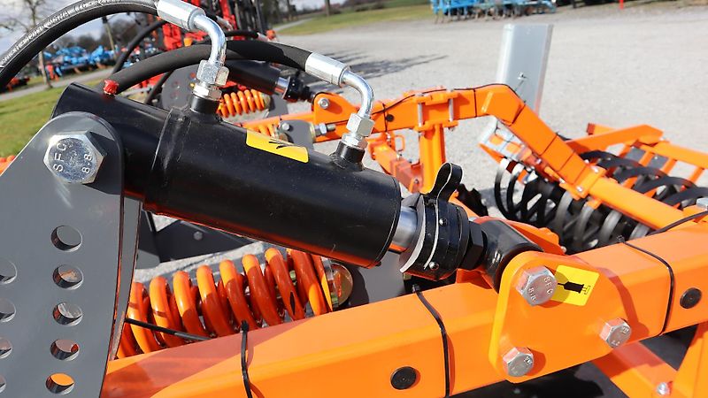 AgroXX TRIPLE-XC 3.0-10 ZINKEN GEFEDERT -- MULCHGRUBBER PREMIUM MIT DACHRINGWALZE--