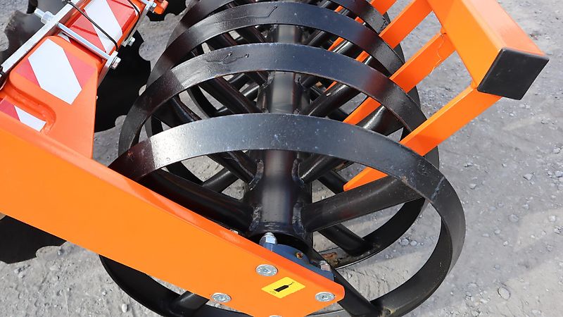 AgroXX TRIPLE-XC 3.0-10 ZINKEN GEFEDERT -- MULCHGRUBBER PREMIUM MIT DACHRINGWALZE--