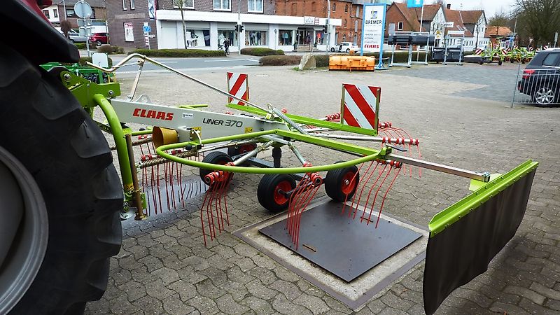 Claas LINER 370