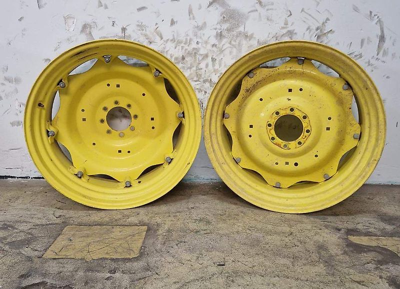 John Deere 15-34 Wiel verstel john deere 8x1 B100 152-203-8 ET+20/-70 Huidige ET-125