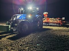 New Holland T7.225 Bluepower