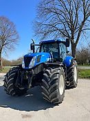 New Holland T7.220