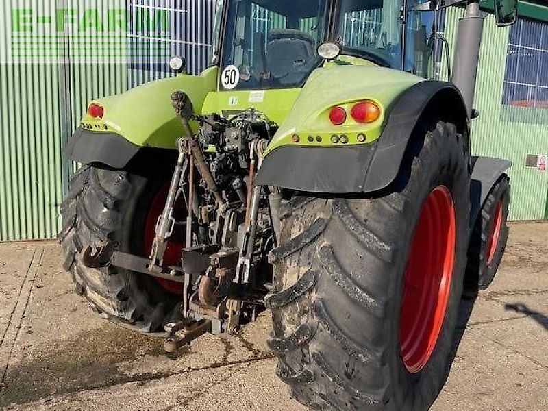 Claas AXION 810