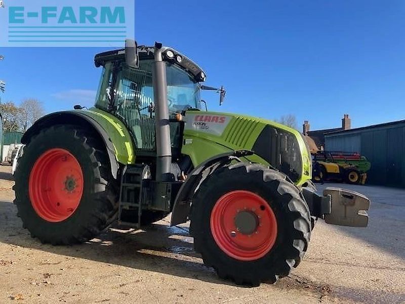 Claas AXION 810