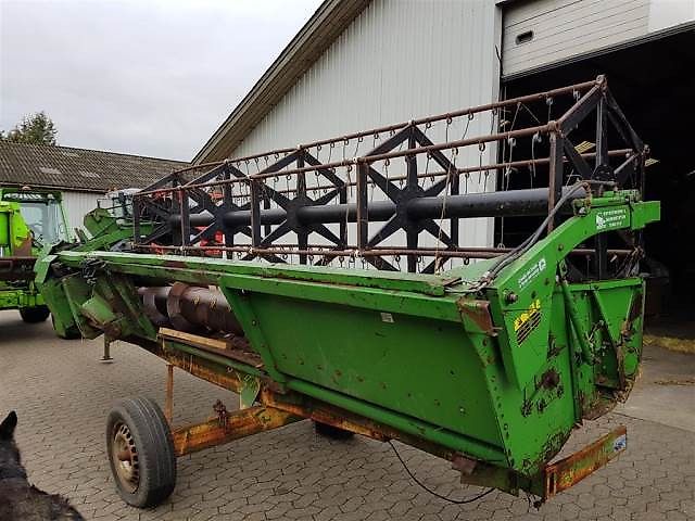 John Deere 16" (Spare part/Reservedel/Ersatzteil)