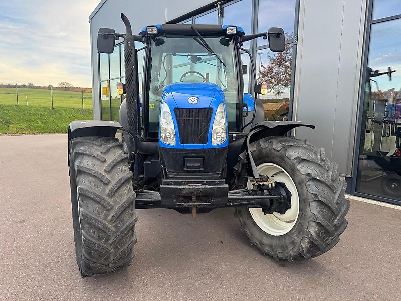 New Holland T6050