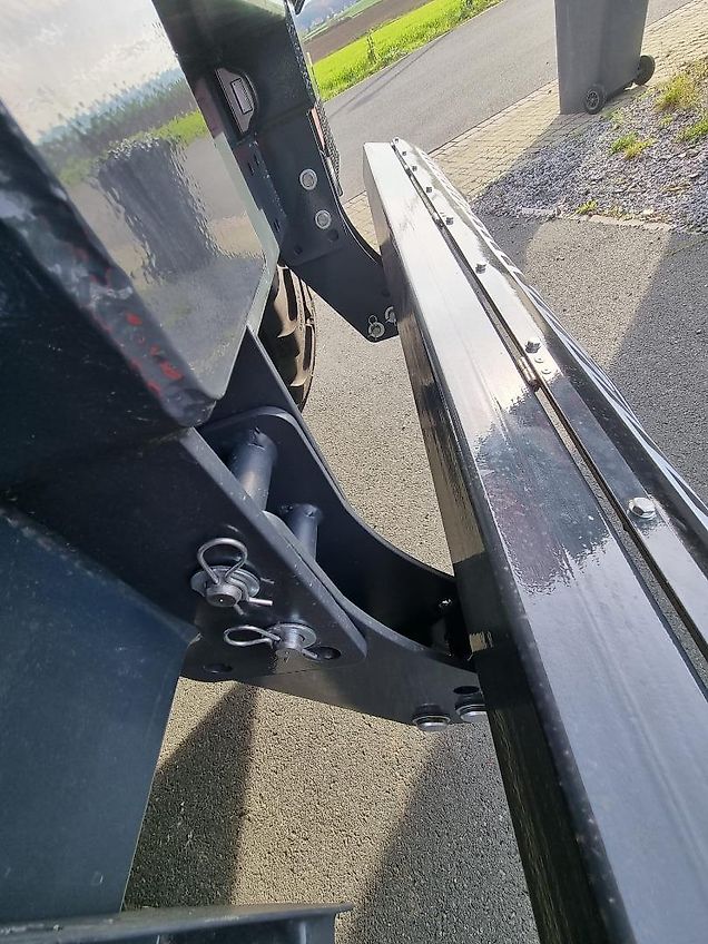 Kobzarenko Schwerlastmulde TSP-12 BPW Pendelachse (28.000 kg of Road)