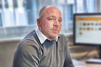 Kontaktisik Härra Ronny Gabriel