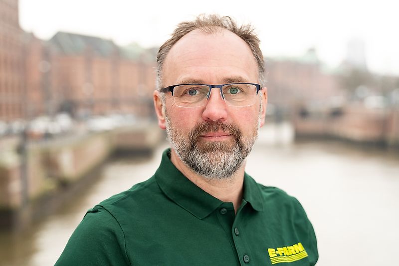 Kontaktisik Härra Zdenek Svoboda