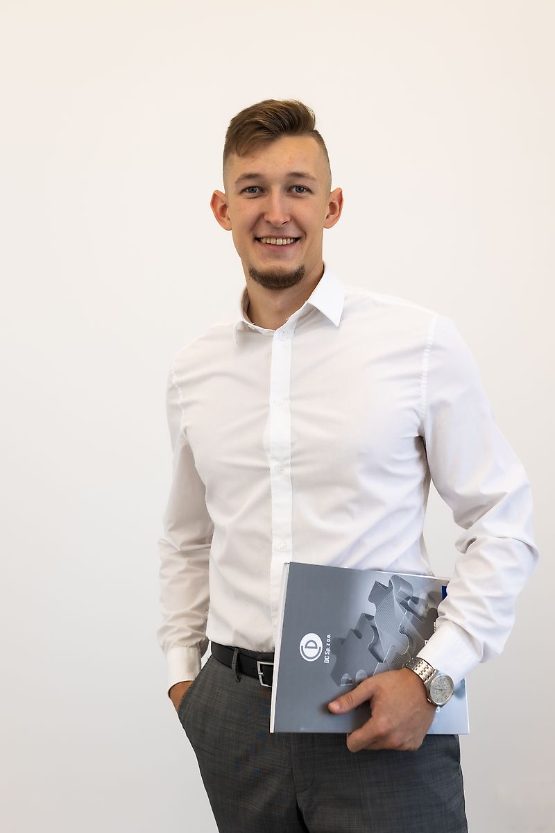 Kontaktisik Härra Adam Rogalski