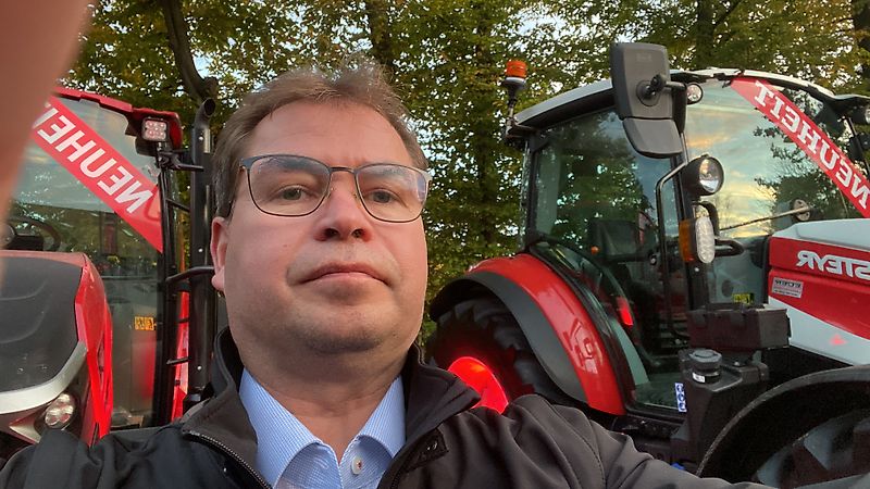 Kontaktisik Härra Marcel Binger